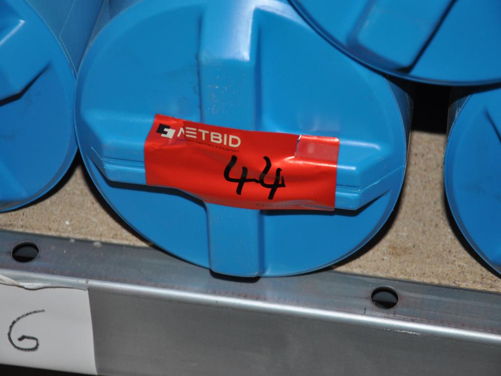 Machines, tools, merchandise / workshop equipment of the automobile sector / <br>tyre service-9